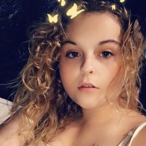 Meet your Posher, Janessa